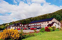 Clan MacDuff Hotel