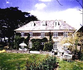 Halmpstone Manor