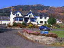 Lochearnhead Hotel