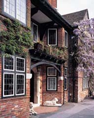 Montagu Arms Hotel (The)